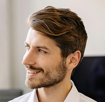 Retrato de Michael Brennan, CTO e líder em tecnologia fintech e cripto